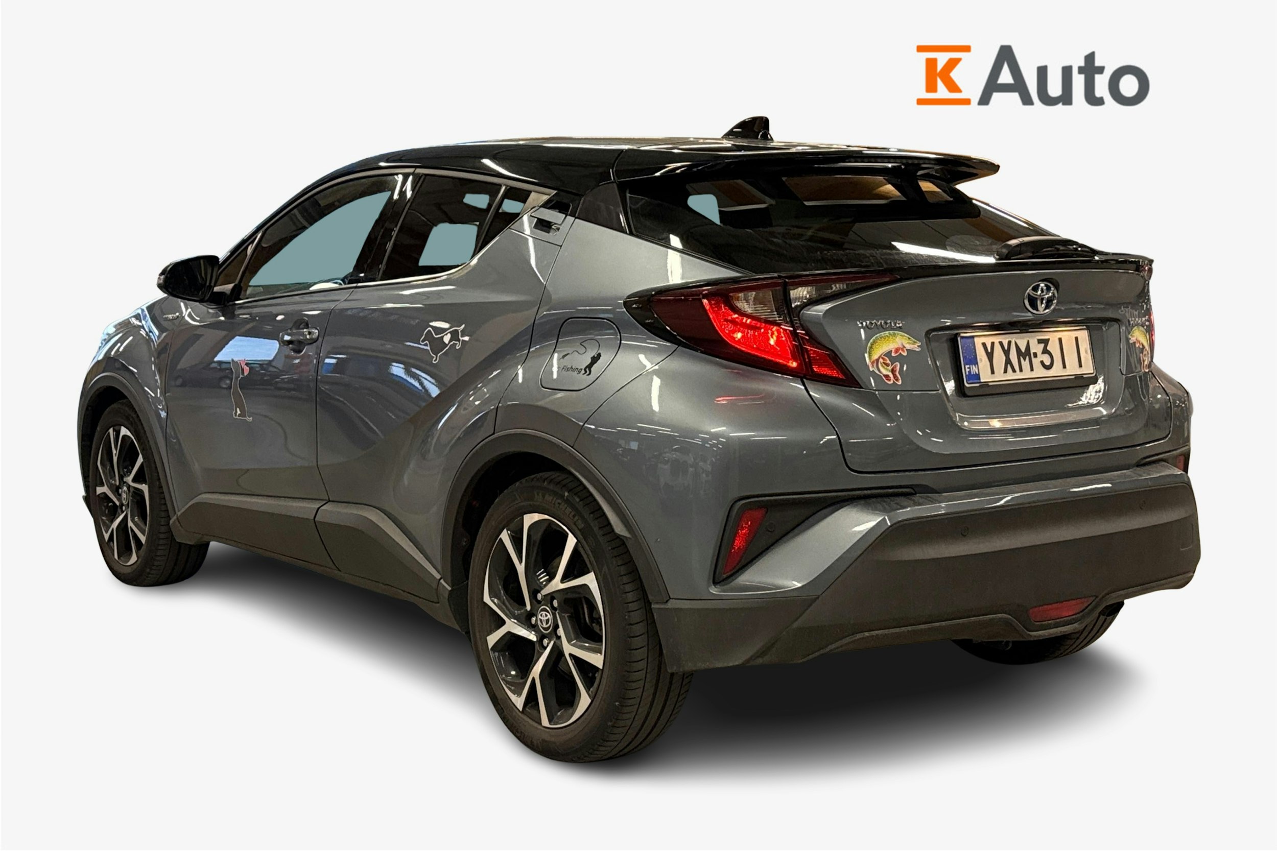 harmaa Toyota C-HR 2021 kuva 2.