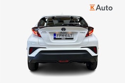 valkoinen Toyota C-HR 2022 kuva 3.