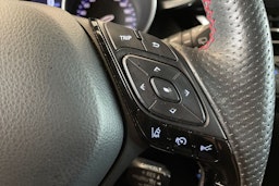 hopea Toyota C-HR 2022 kuva 16.