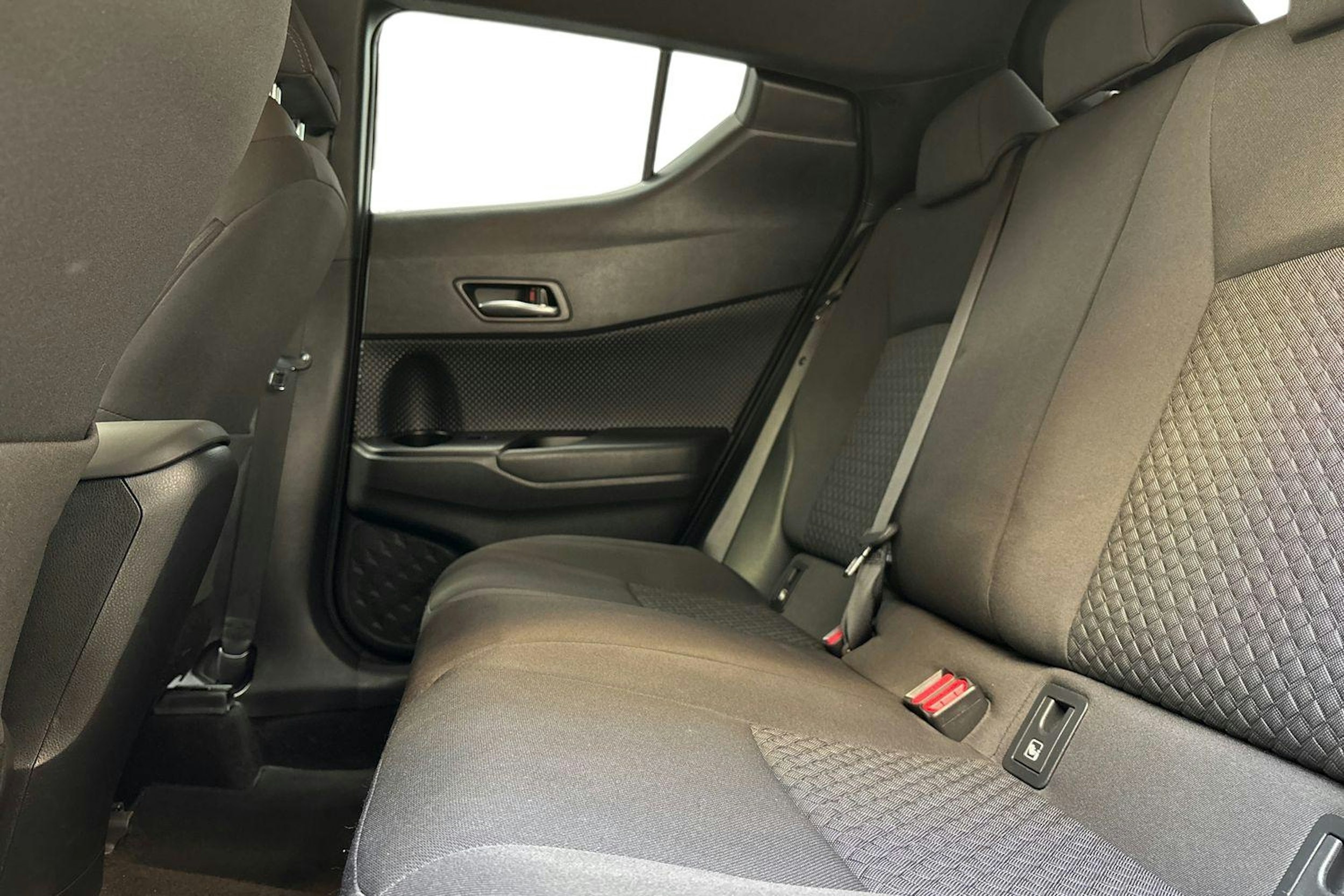 ruskea (beige) Toyota C-HR 2022 kuva 10.