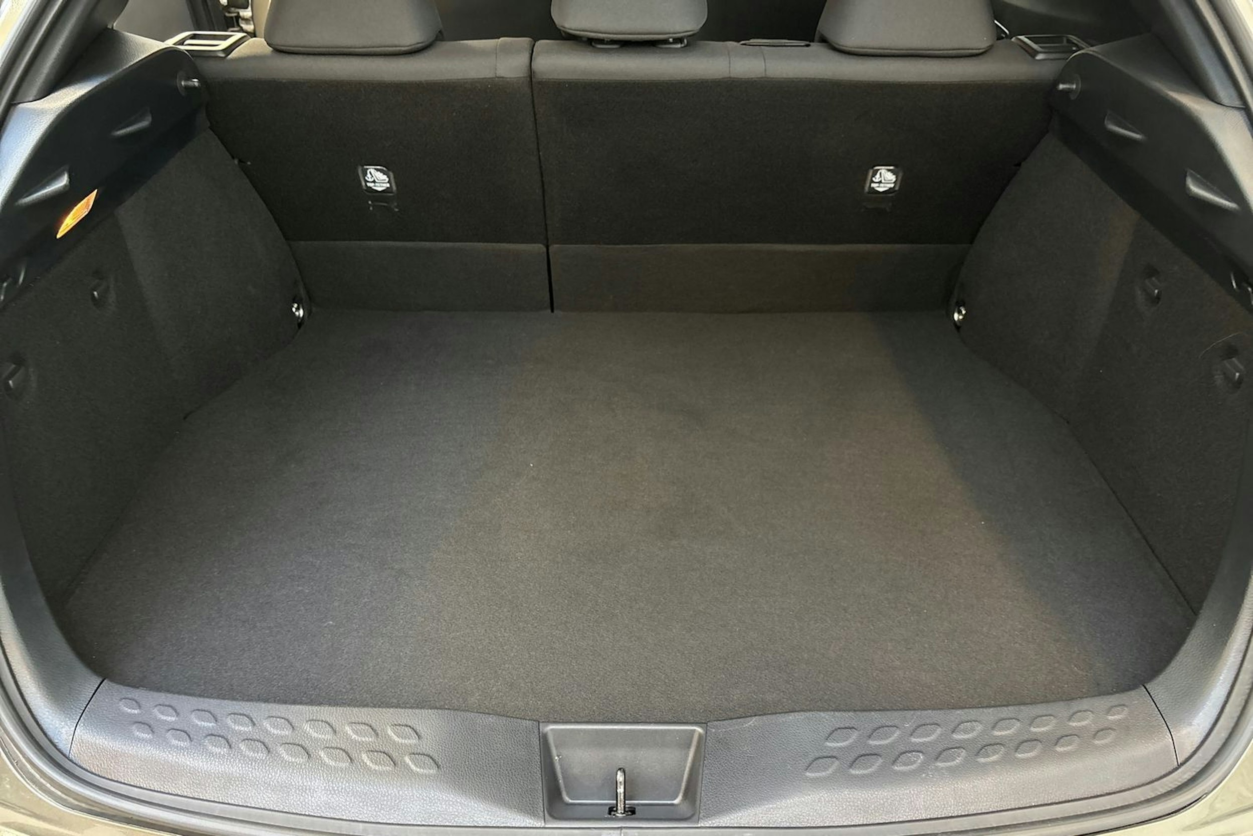ruskea (beige) Toyota C-HR 2022 kuva 14.