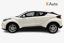 valkoinen Toyota C-HR 2022 kuva 5.