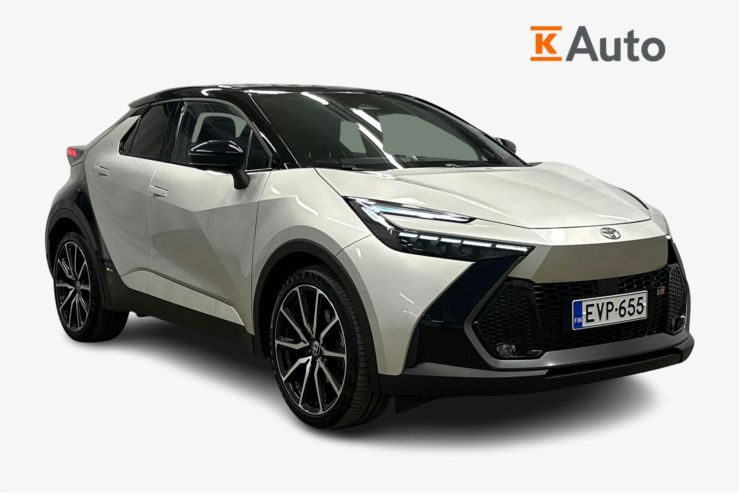 harmaa Toyota C-HR 2023 kuva 1.