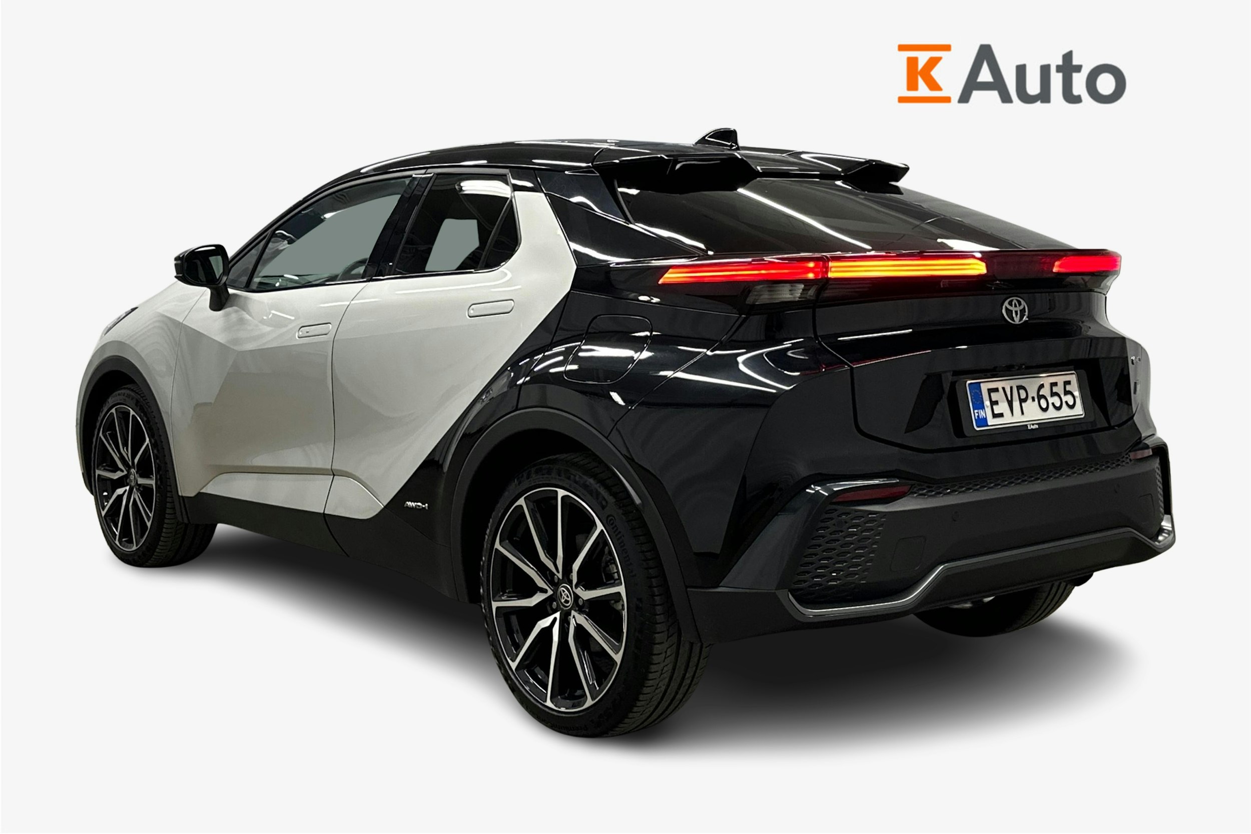 harmaa Toyota C-HR 2023 kuva 2.