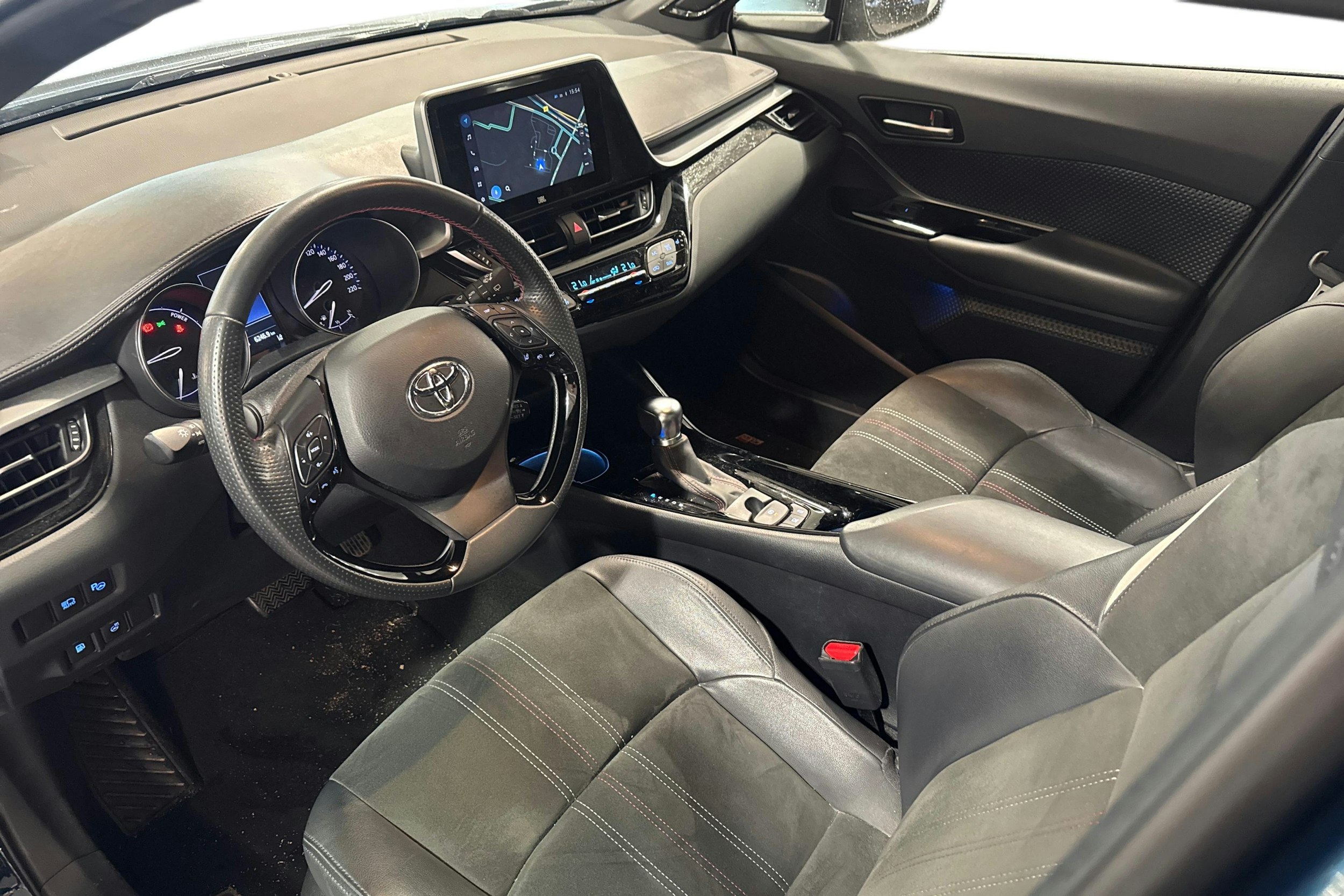 musta Toyota C-HR 2023 kuva 3.