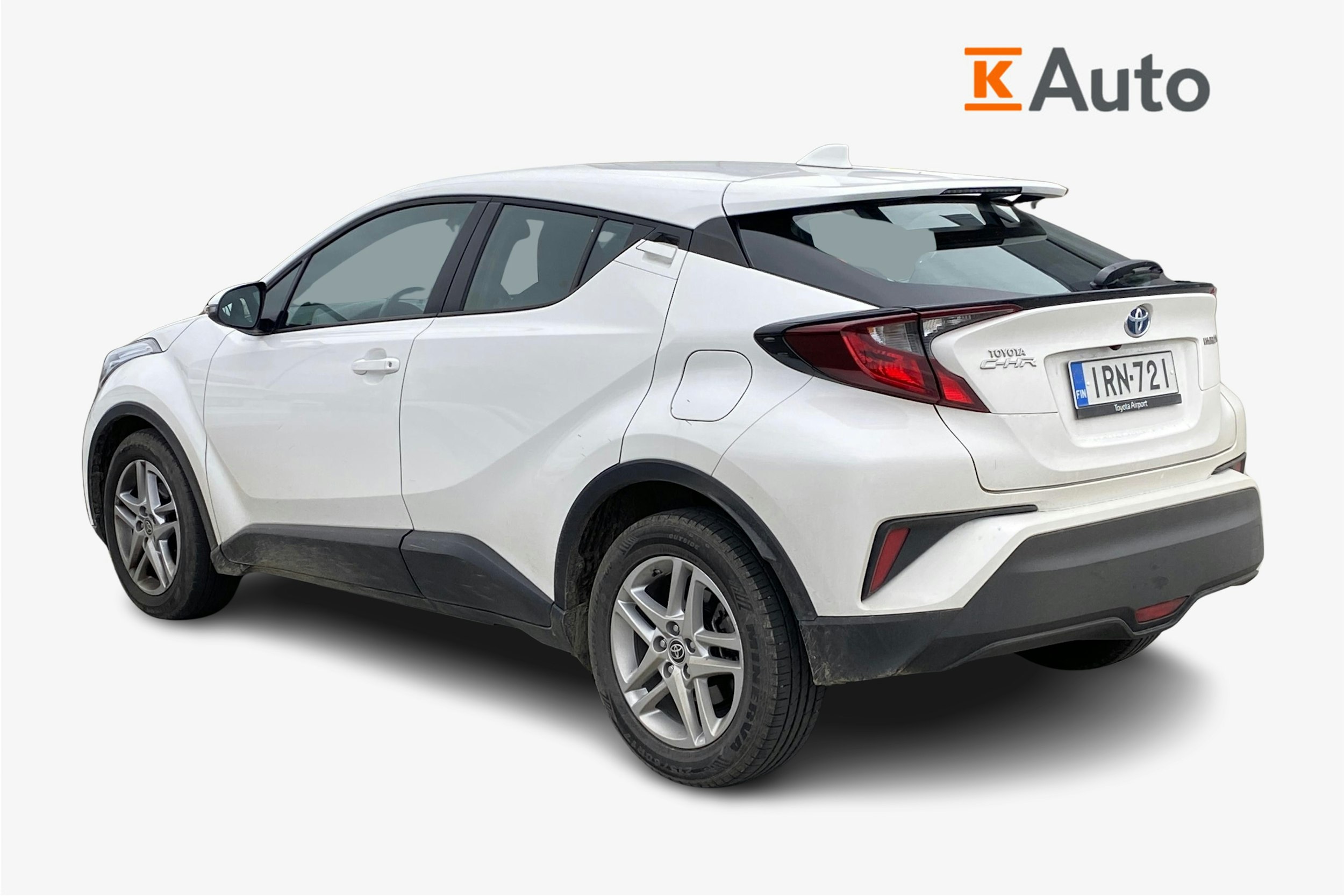 valkoinen Toyota C-HR 2023 kuva 2.