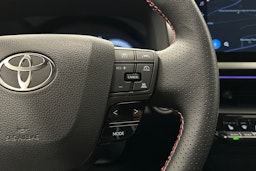 harmaa Toyota C-HR 2024 kuva 15.