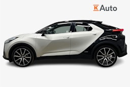 harmaa Toyota C-HR 2023 kuva 6.