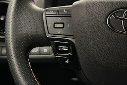 harmaa Toyota C-HR 2023 kuva 20.