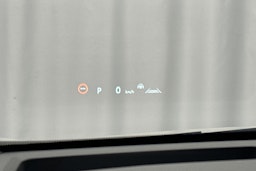 harmaa Toyota C-HR 2023 kuva 24.