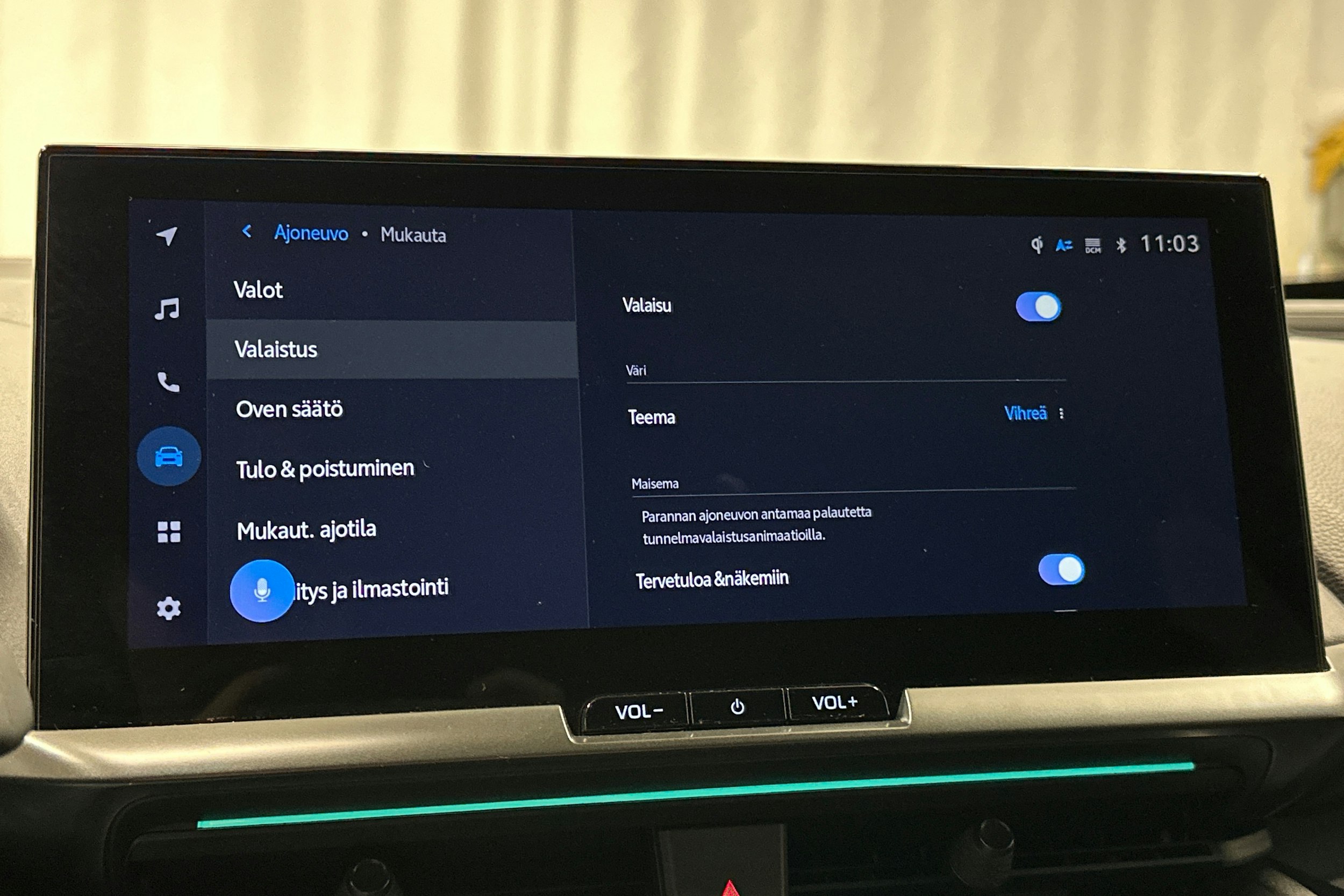 harmaa Toyota C-HR 2023 kuva 27.