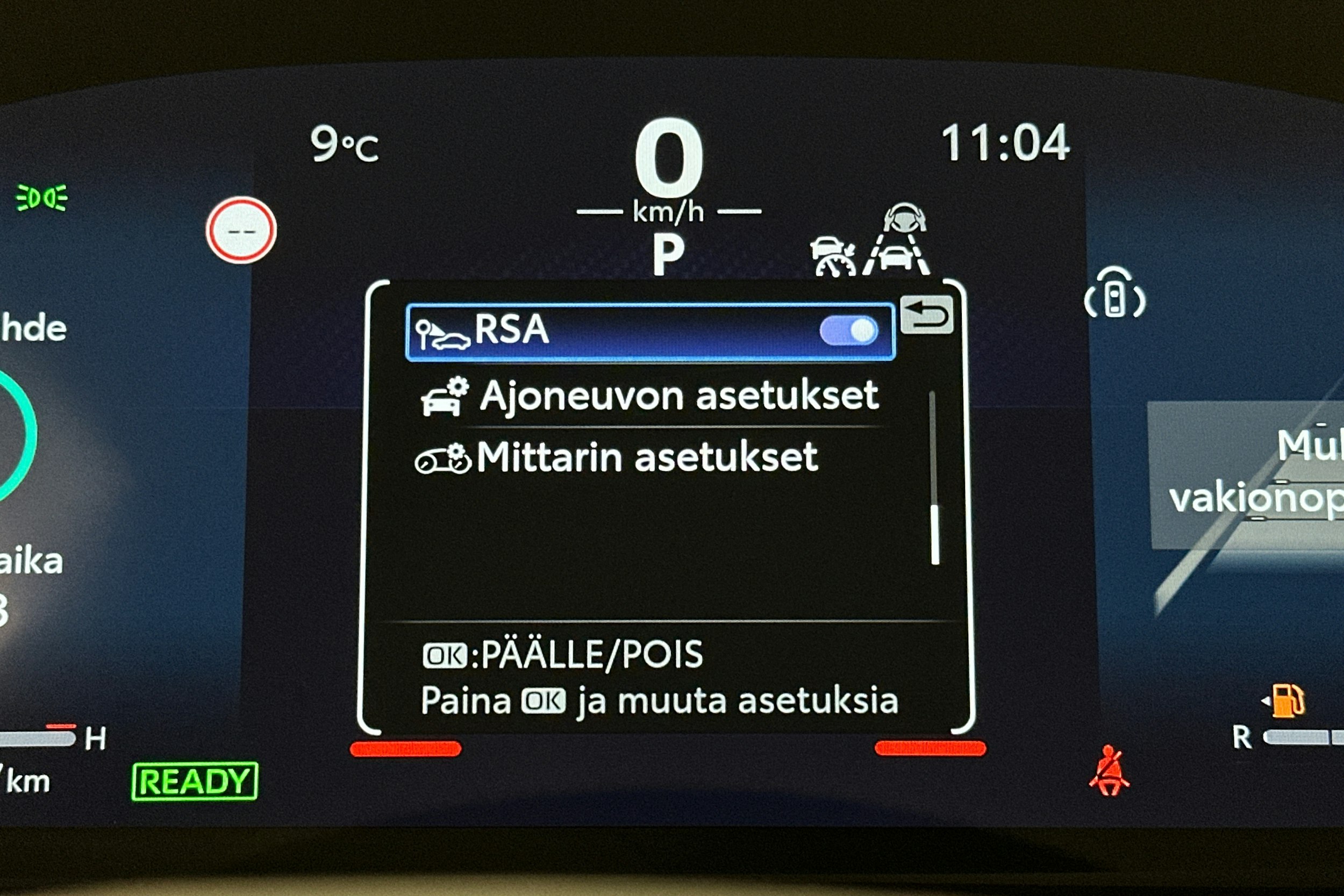 harmaa Toyota C-HR 2023 kuva 31.