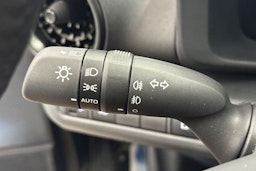 musta Toyota C-HR 2024 kuva 25.