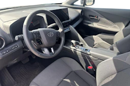 musta Toyota C-HR 2024 kuva 3.