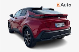 punainen Toyota C-HR 2025 kuva 2.