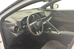 valkoinen Toyota C-HR 2025 kuva 8.
