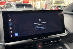 hopea Toyota C-HR 2025 kuva 17.