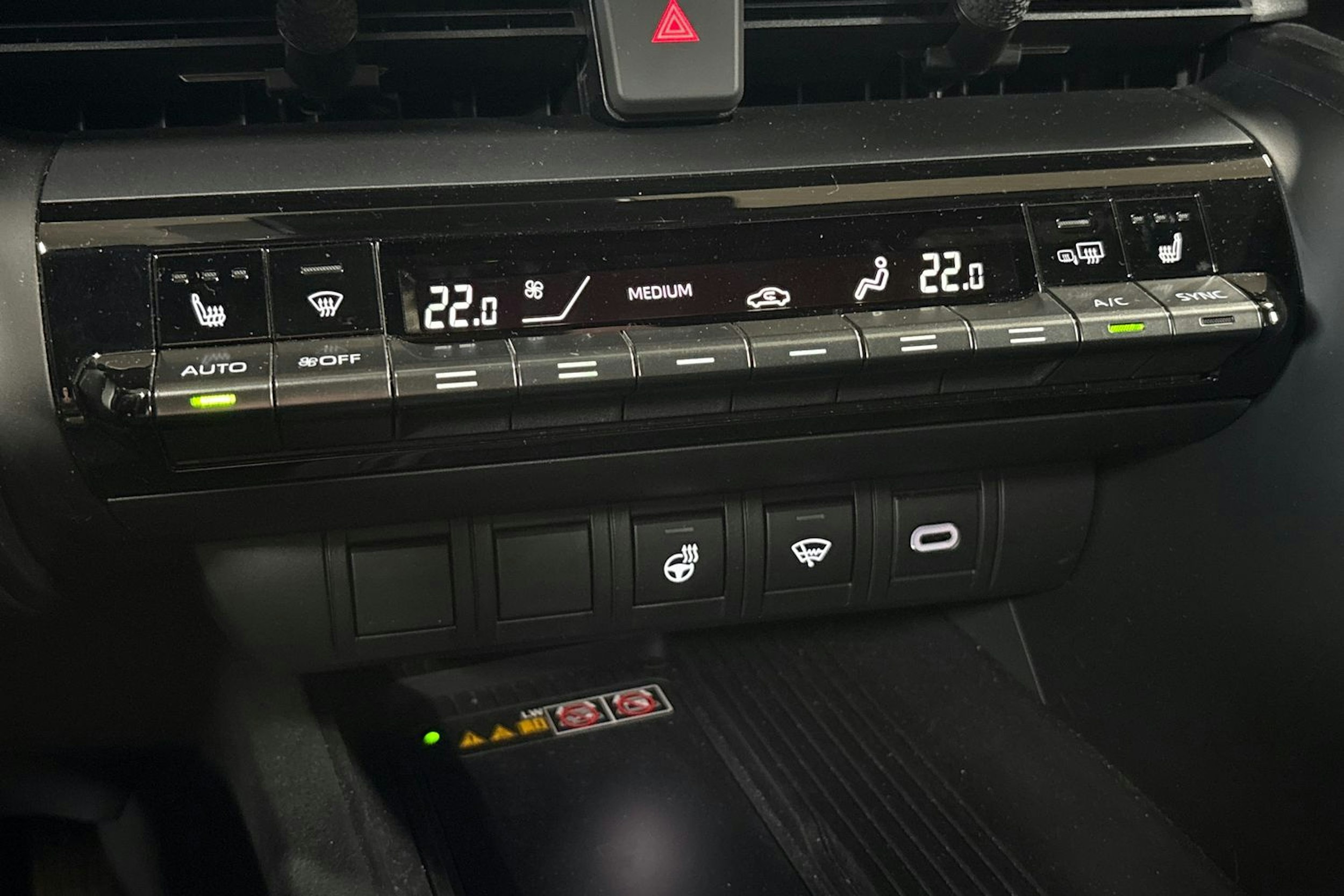 hopea Toyota C-HR 2025 kuva 20.