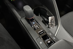 hopea Toyota C-HR 2025 kuva 21.