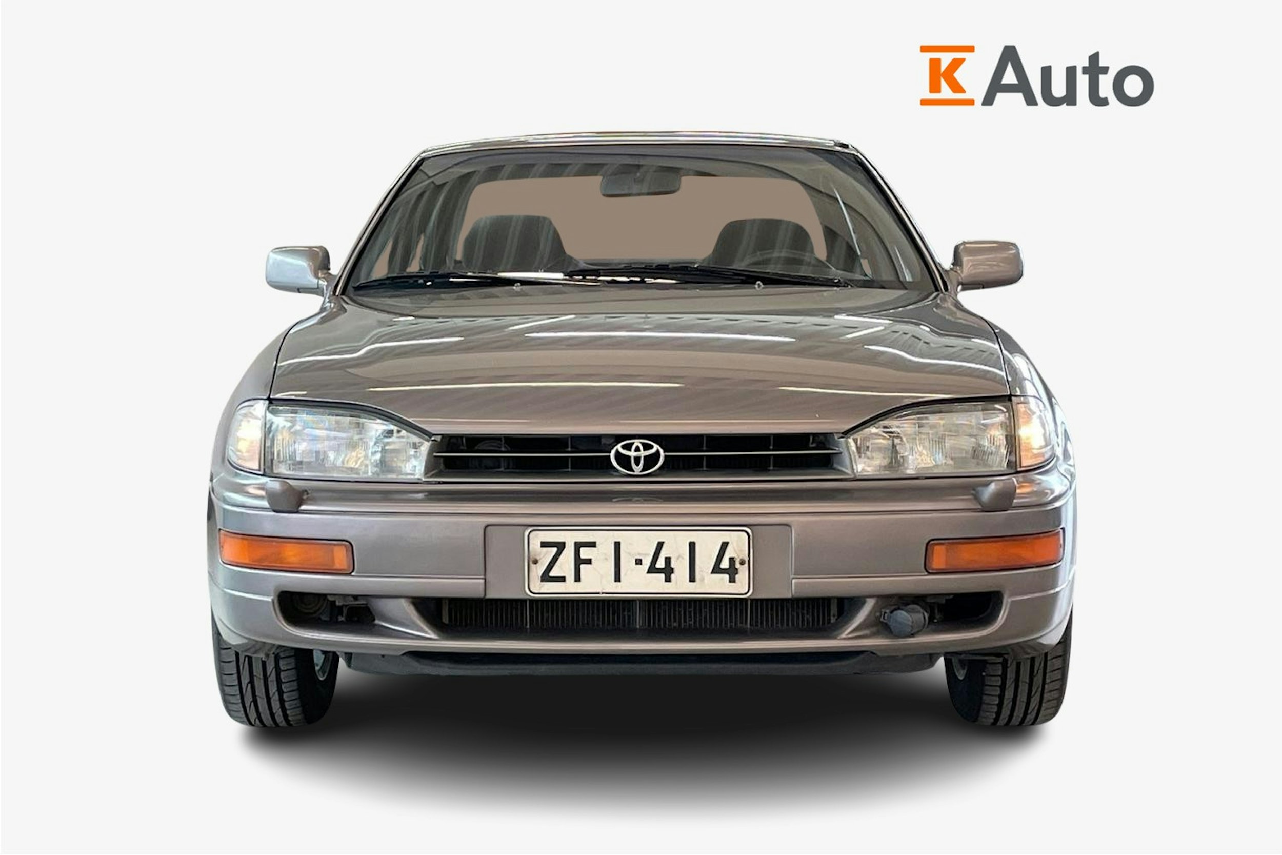Harmaa Toyota CAMRY 1991 kuva 4.