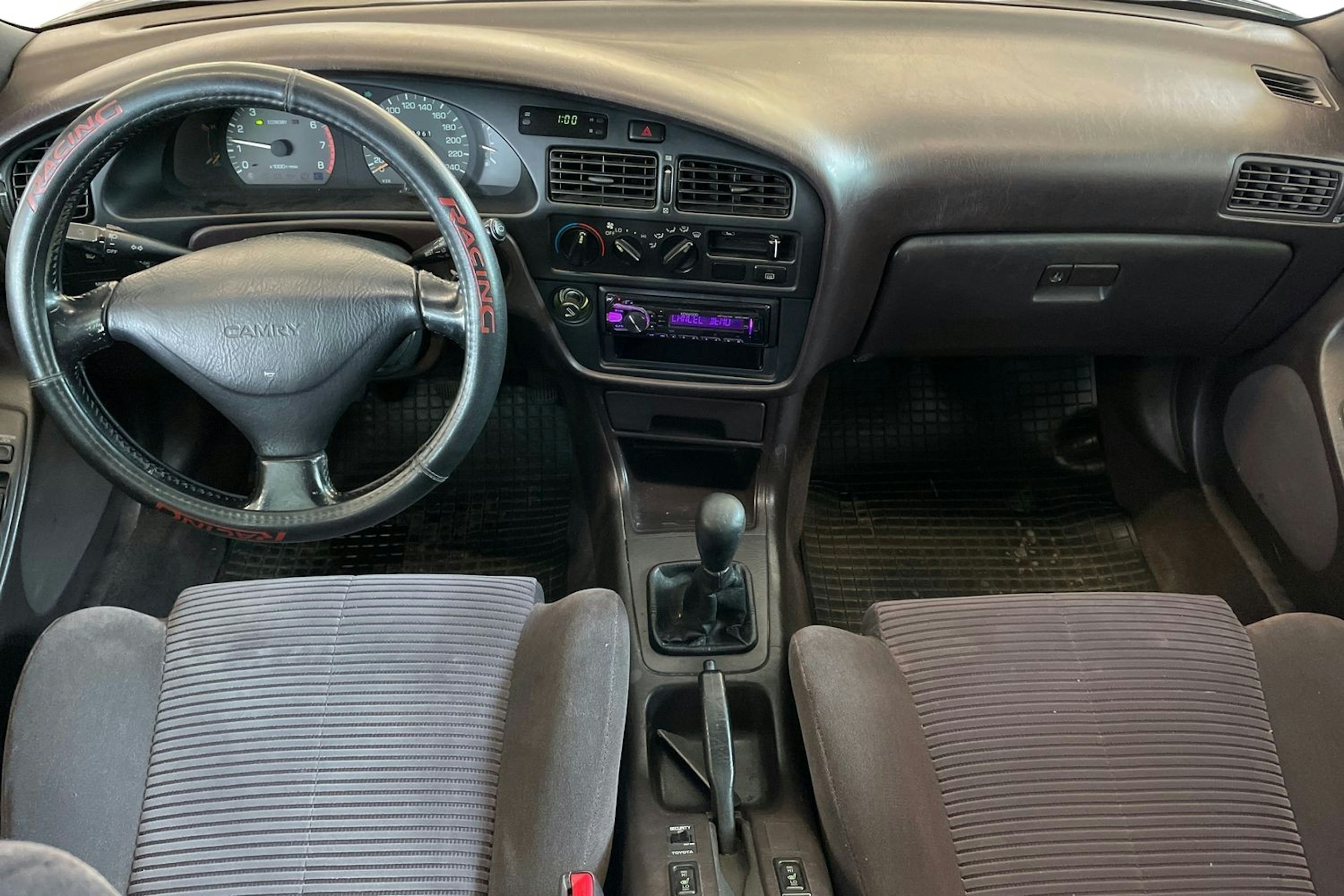 Harmaa Toyota CAMRY 1991 kuva 7.