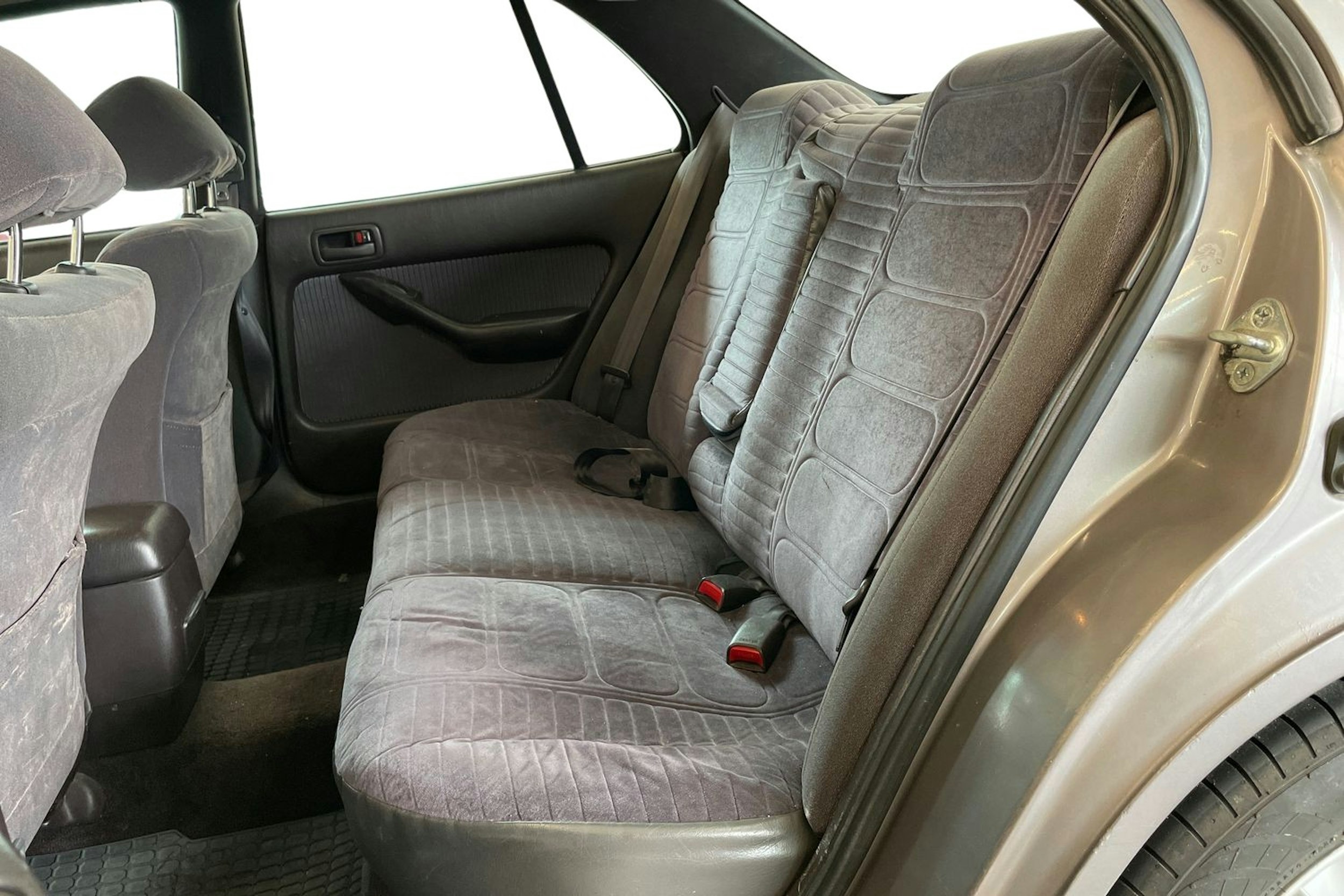 Harmaa Toyota CAMRY 1991 kuva 8.