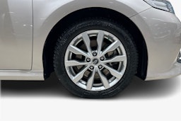 Keltainen Toyota CAMRY 2019 kuva 12.