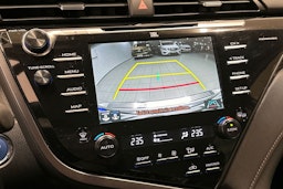 Keltainen Toyota CAMRY 2019 kuva 19.