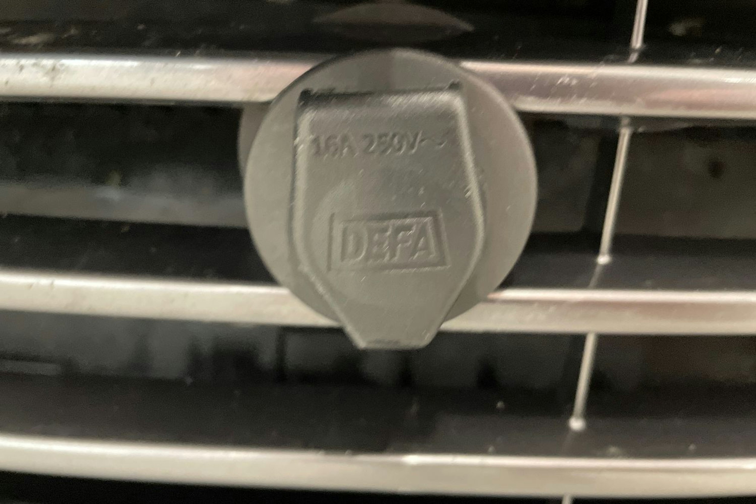 Keltainen Toyota CAMRY 2019 kuva 32.