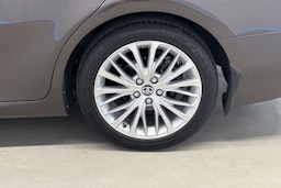 ruskea (beige) Toyota Camry 2021 kuva 13.