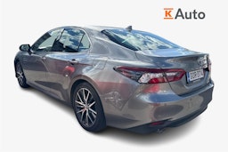 Harmaa Toyota CAMRY 2022 kuva 2.