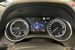hopea Toyota Camry 2023 kuva 15.
