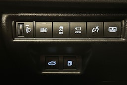 ruskea Toyota Camry 2024 kuva 22.