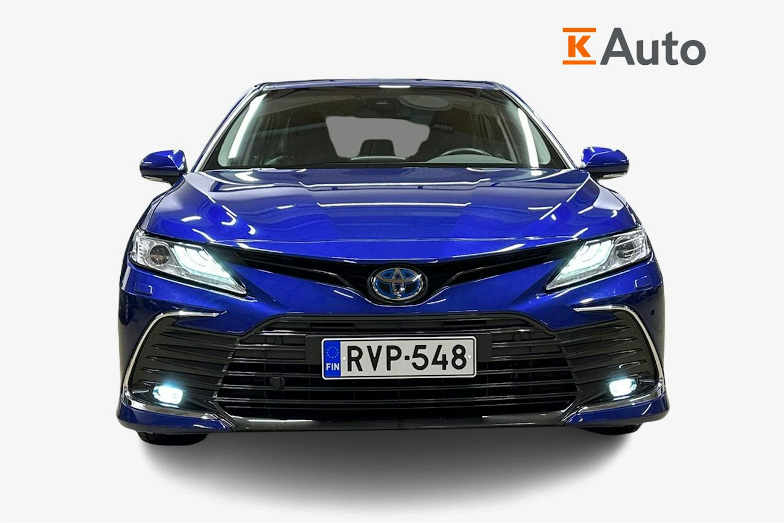 sininen Toyota Camry 2024 kuva 4.