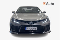 harmaa Toyota Camry 2024 kuva 5.