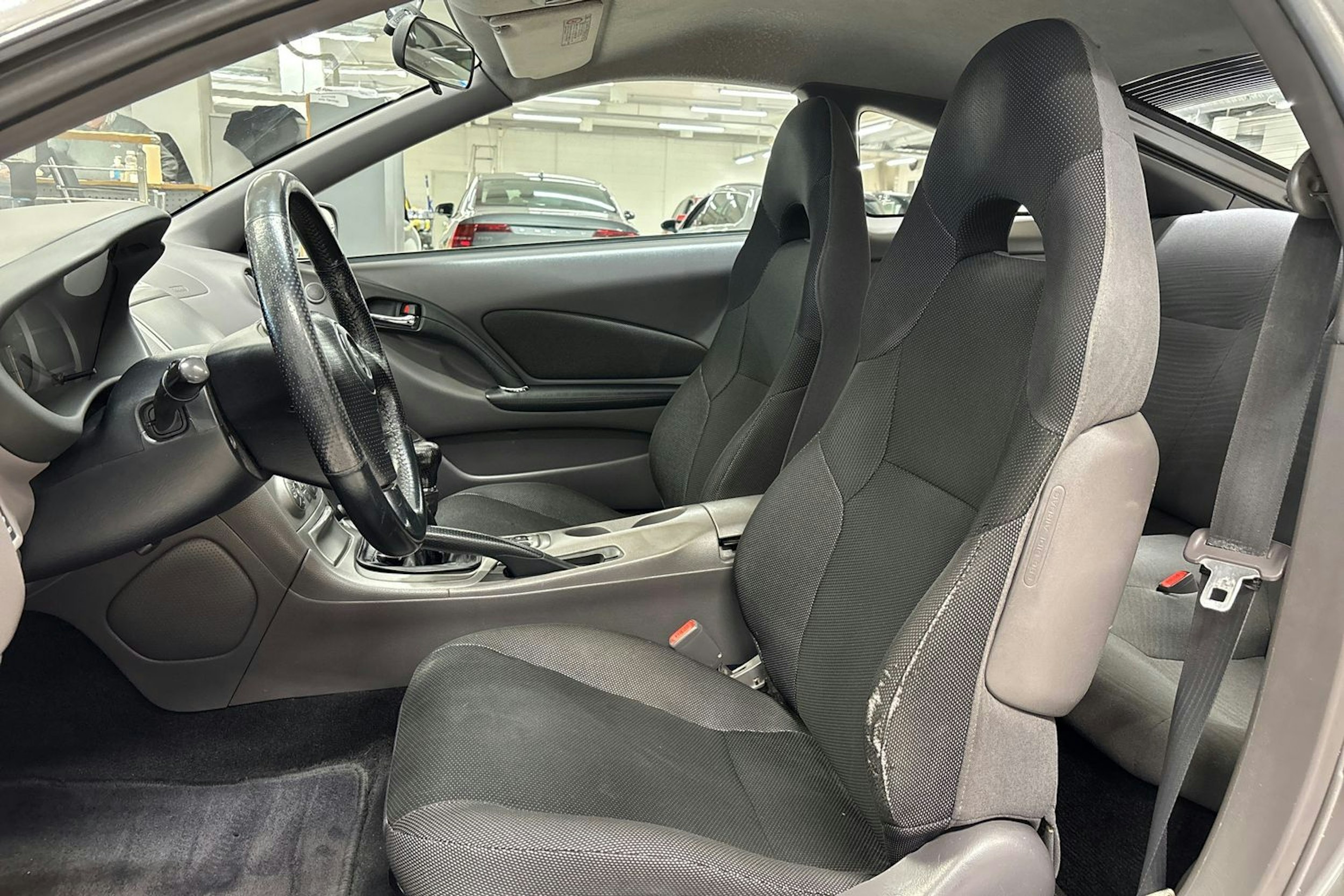 harmaa Toyota Celica 2001 kuva 14.