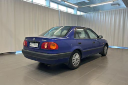 sininen Toyota Corolla 1998 kuva 7.