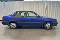 sininen Toyota Corolla 1998 kuva 8.