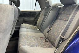 sininen Toyota Corolla 1998 kuva 11.