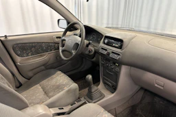 sininen Toyota Corolla 1998 kuva 15.