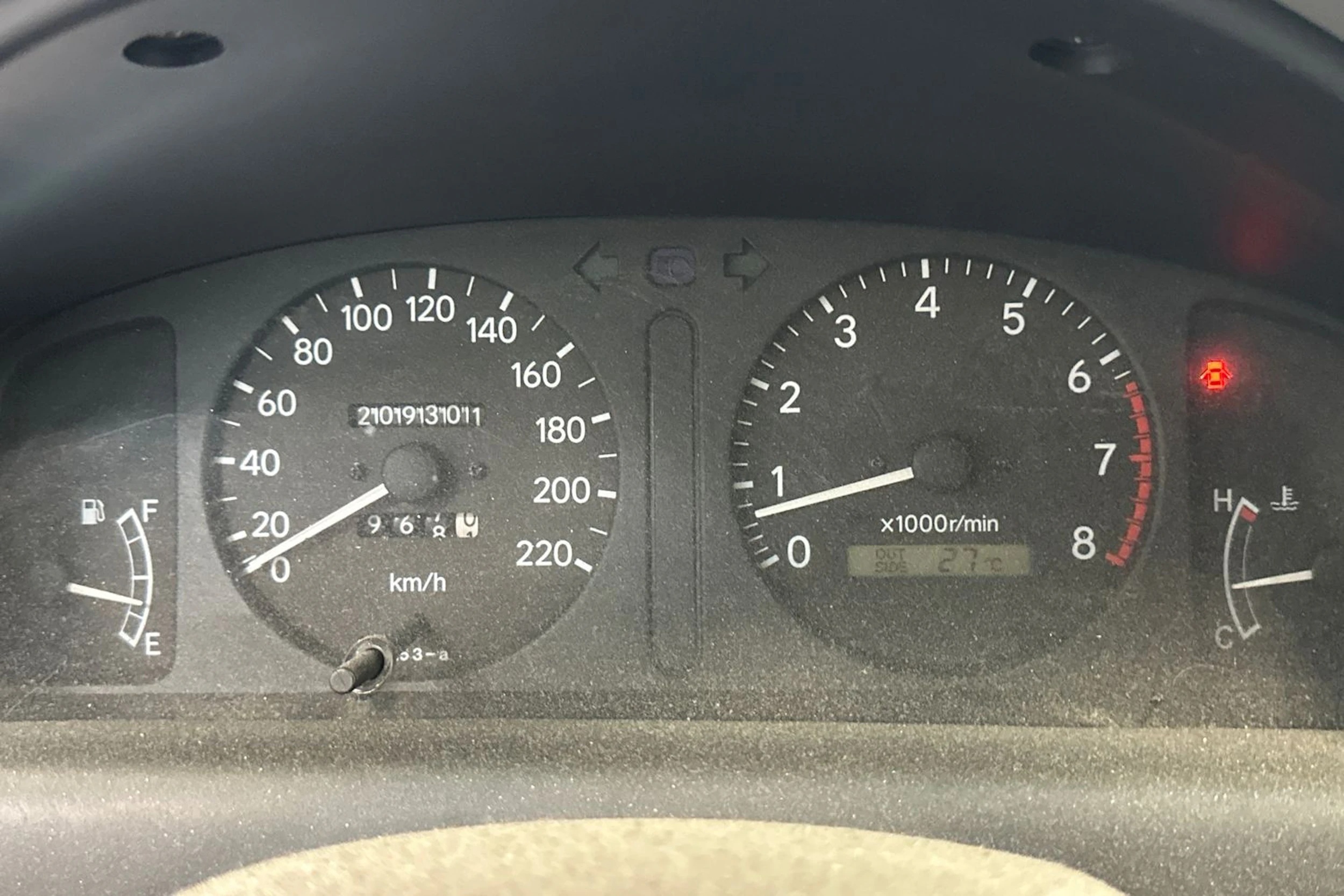 sininen Toyota Corolla 1998 kuva 18.