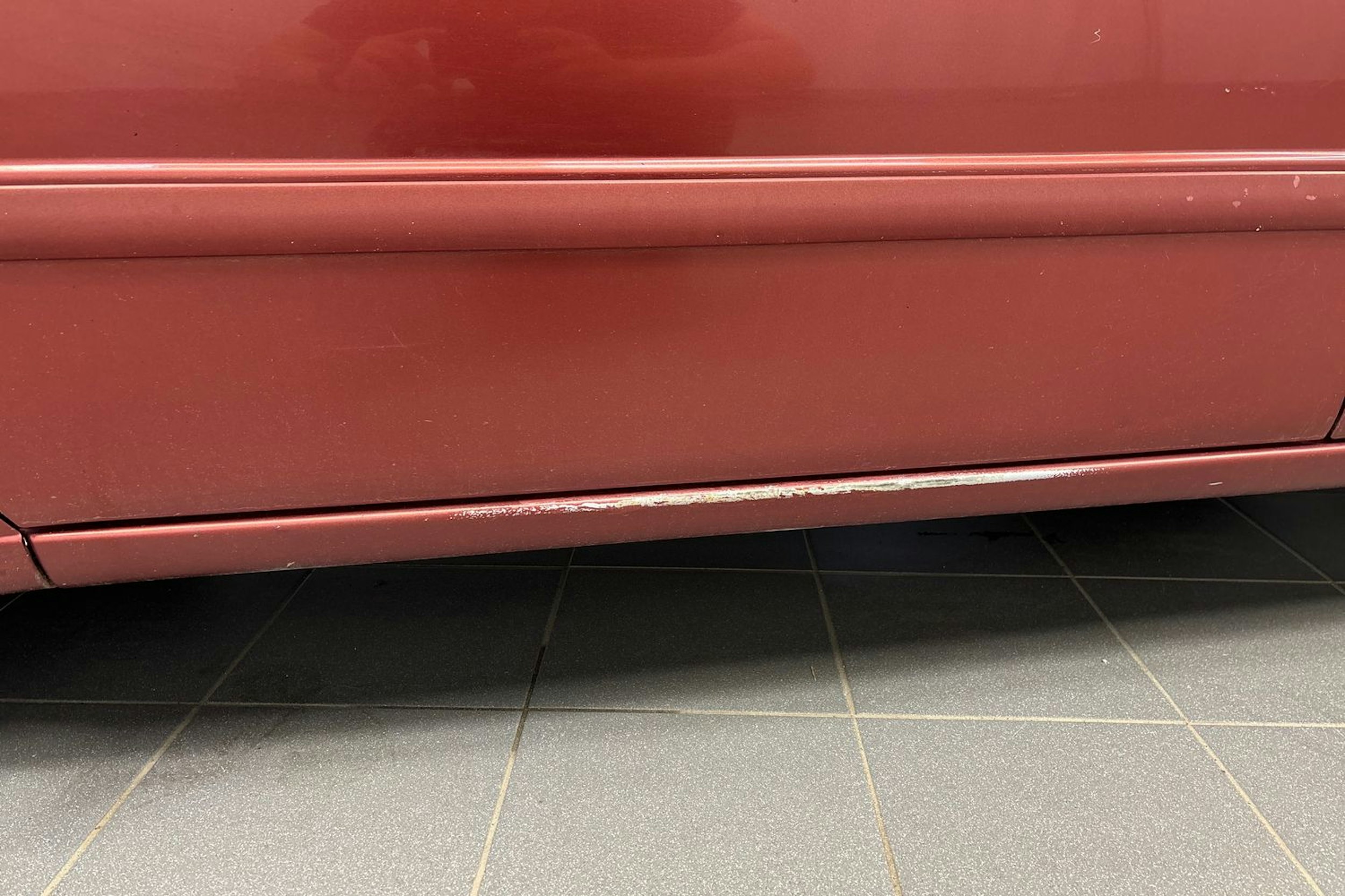 punainen Toyota Corolla 1998 kuva 15.