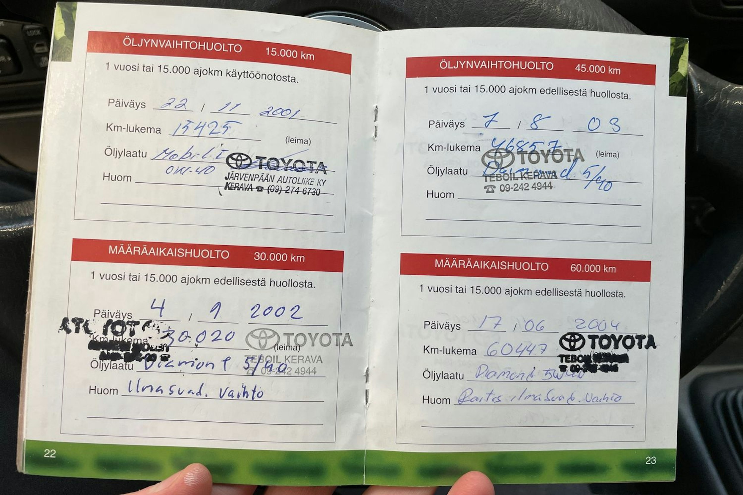 punainen Toyota Corolla 2000 kuva 16.