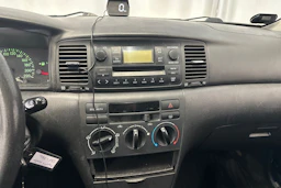 sininen Toyota Corolla 2002 kuva 17.