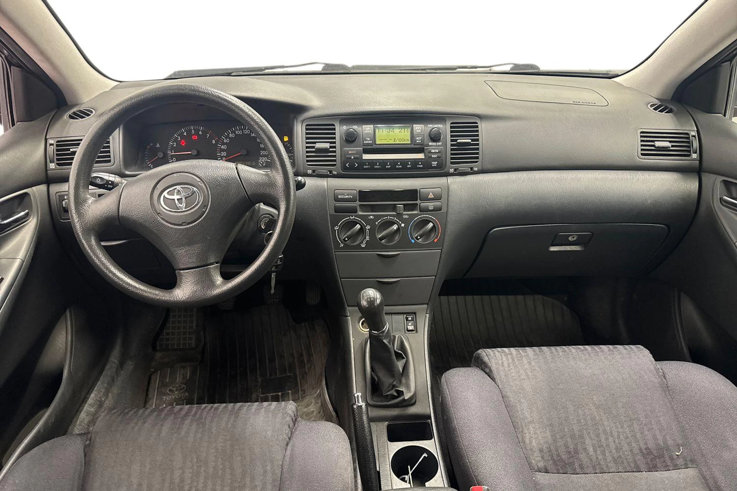 punainen Toyota Corolla 2002 kuva 7.