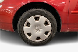 punainen Toyota Corolla 2003 kuva 11.