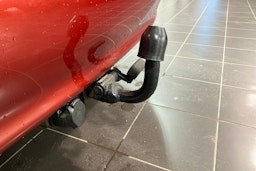 punainen Toyota Corolla 2003 kuva 19.