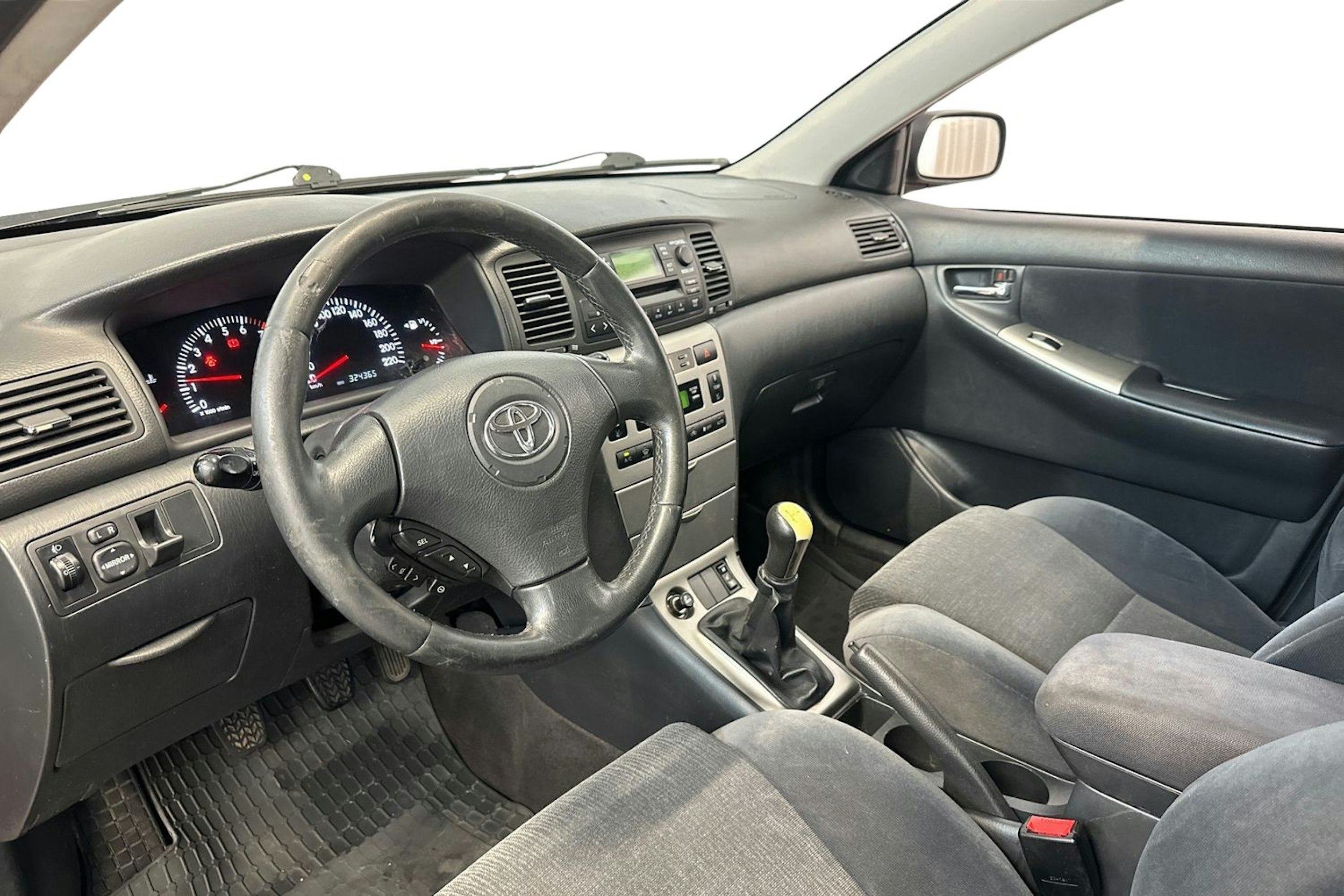 punainen Toyota Corolla 2003 kuva 7.