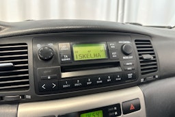 punainen Toyota Corolla 2003 kuva 21.