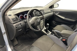 sininen Toyota Corolla 2004 kuva 7.